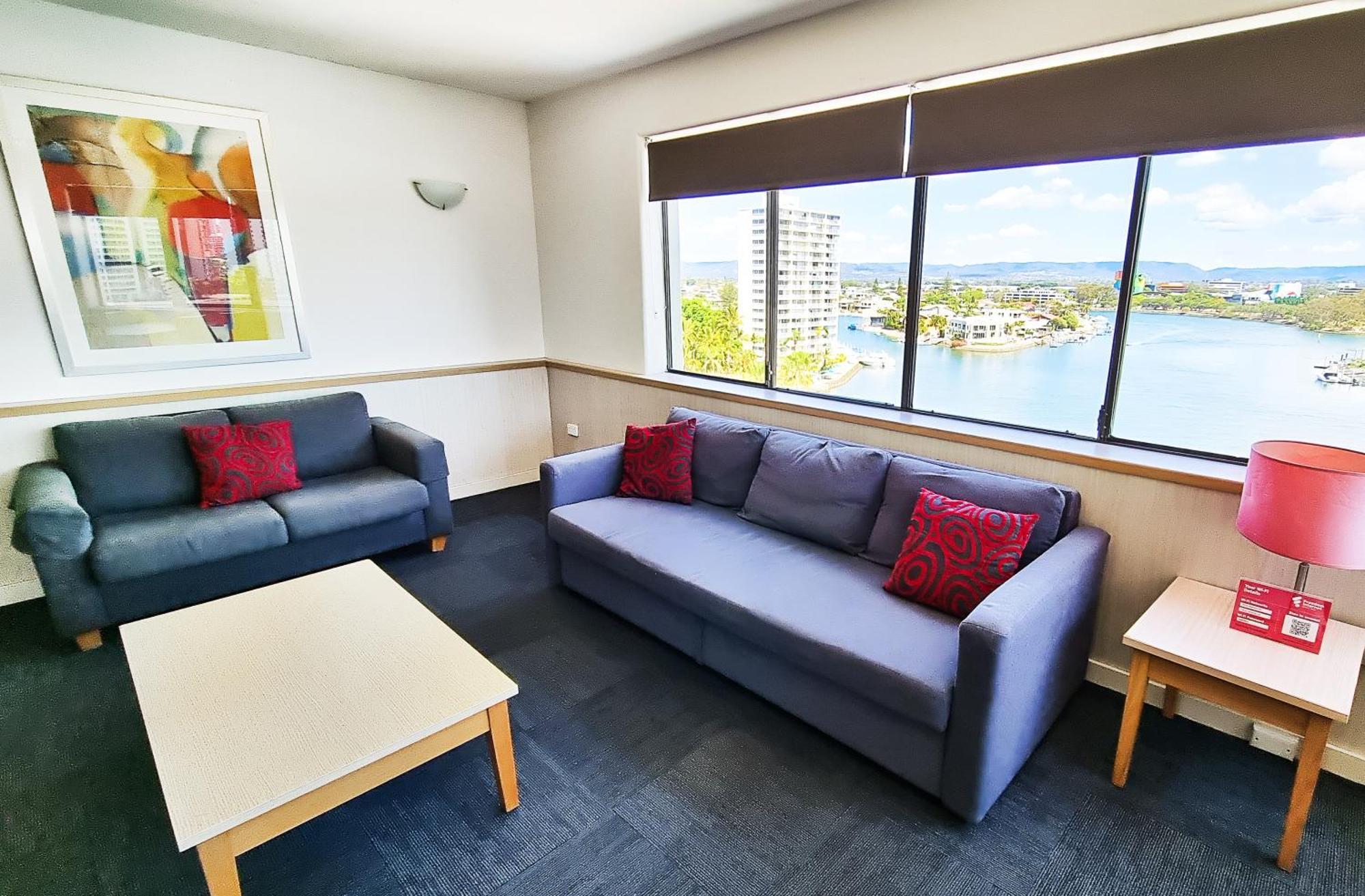 Tiki Hotel Apartments Surfers Paradise Голд-Кост Екстер'єр фото